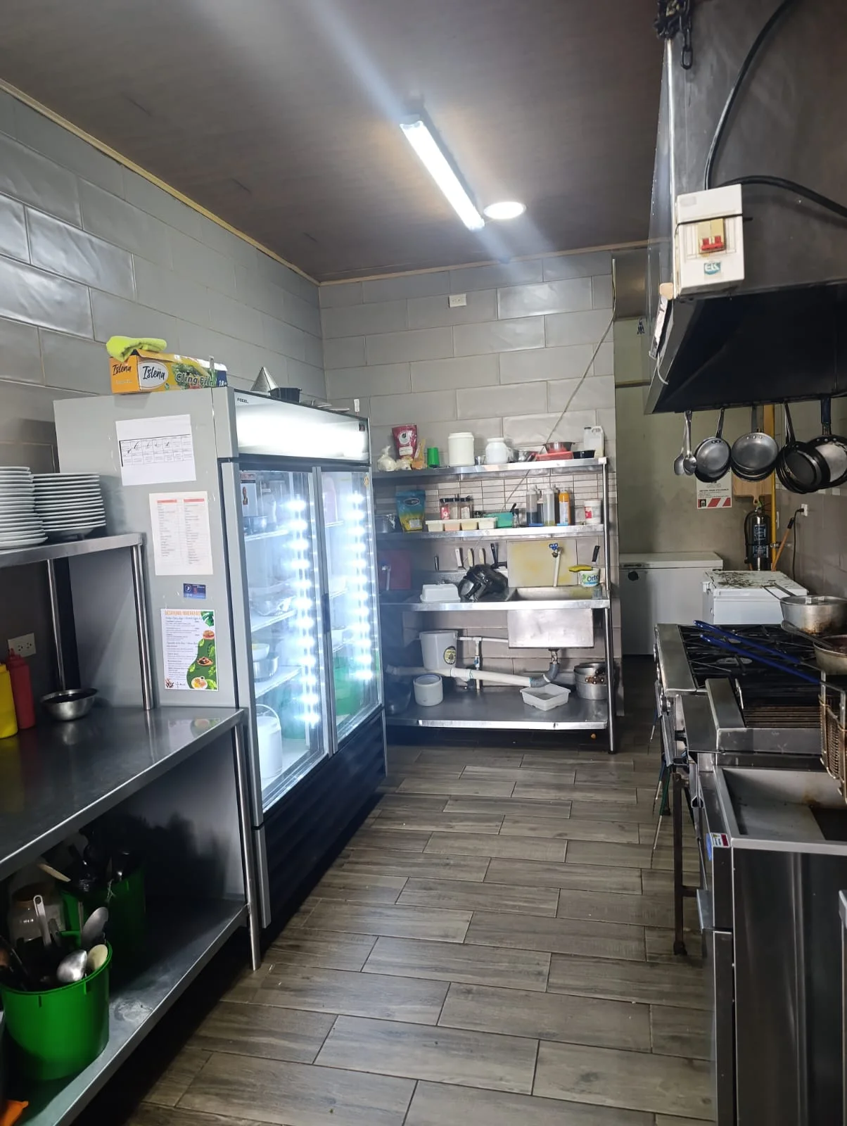 Commercial kitchen facilities at Fusion Arenal